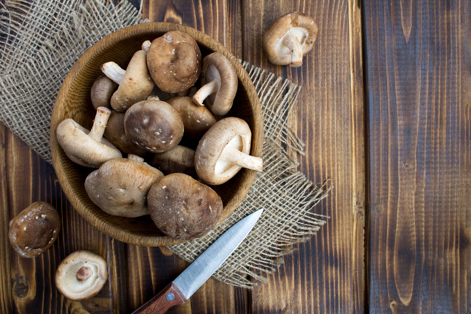 ¿La extraña reacción en la piel tras el consumo de las setas shiitake puede afectar a los mayores?