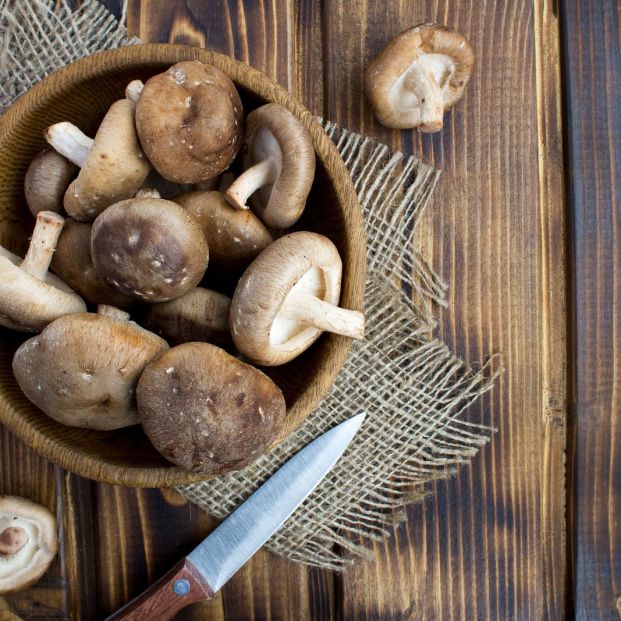 ¿La extraña reacción en la piel tras el consumo de las setas shiitake puede afectar a los mayores?