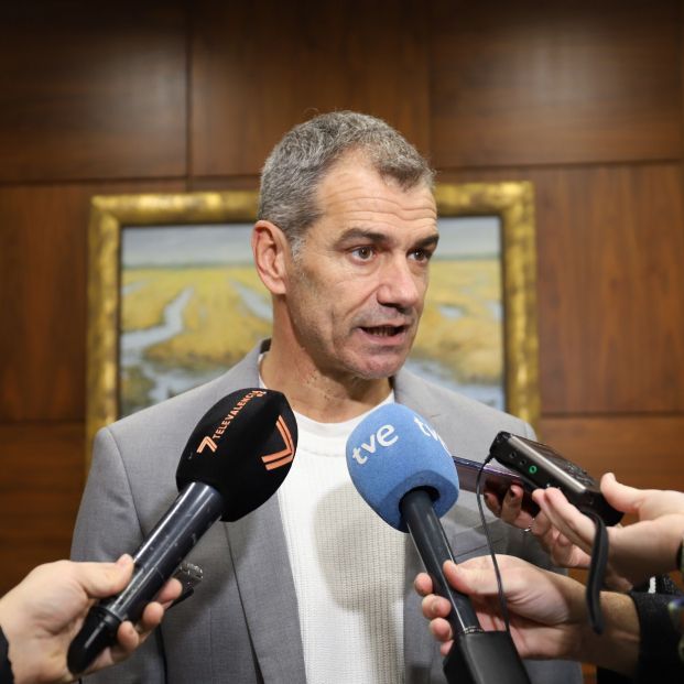 ¿Recuerdas 'Por la mañana'? Toda una cantera de presentadores que despegaron junto a Jesús Hermida ¿Recuerdas 'Por la mañana'? Toda una cantera de presentadores que despegaron junto a Jesús Hermida