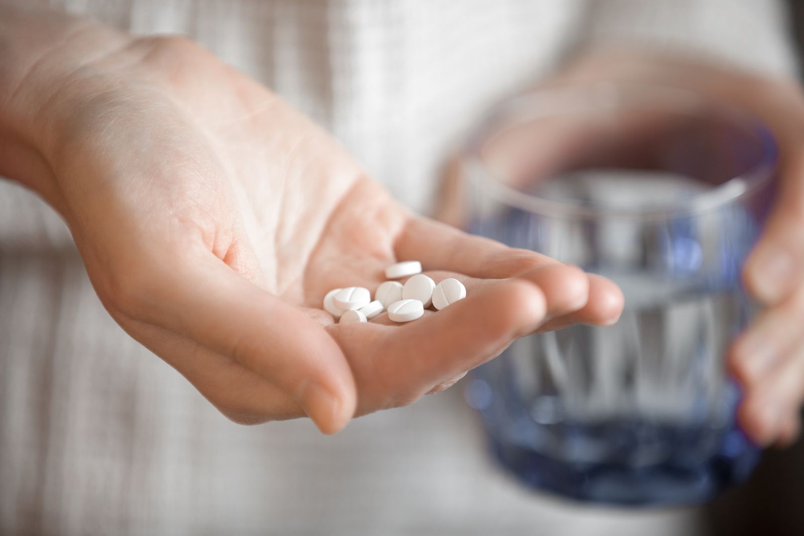 Los medicamentos para el dolor y el sueño pueden aumentar el riesgo de fragilidad en los mayores Los medicamentos para el dolor y el sueño pueden aumentar el riesgo de fragilidad en los mayores