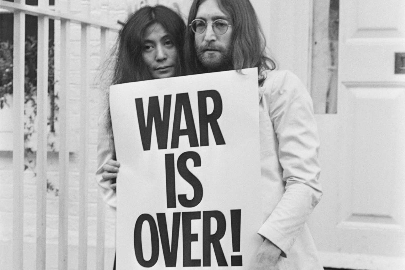 John Lennon. 10 canciones imprescindibles de Navidad interpretadas por rockeros