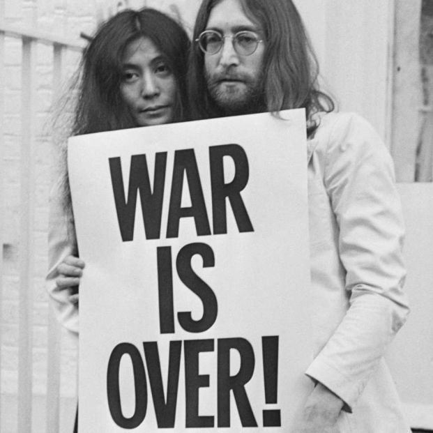 John Lennon. 10 canciones imprescindibles de Navidad interpretadas por rockeros