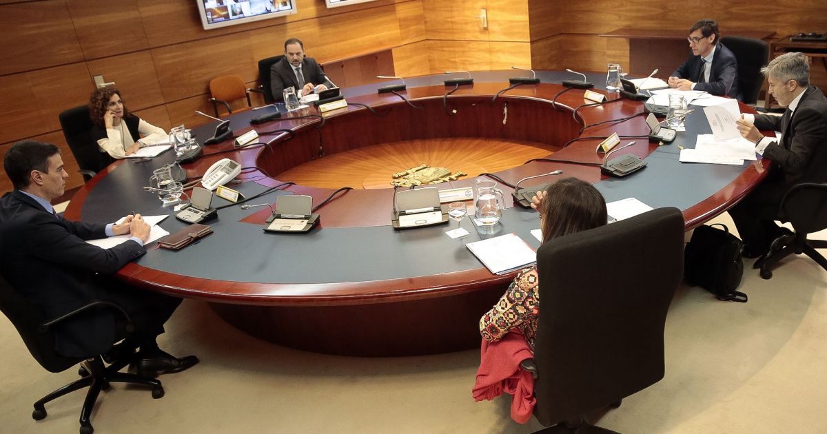Coronavirus: El Gobierno aprueba el reparto de 300 millon...