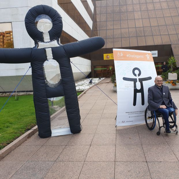 COCEMFE, presidido por Anxo Queiruga, presenta en 41 ciudades el Símbolo Internacional de la Discapacidad Orgánica
