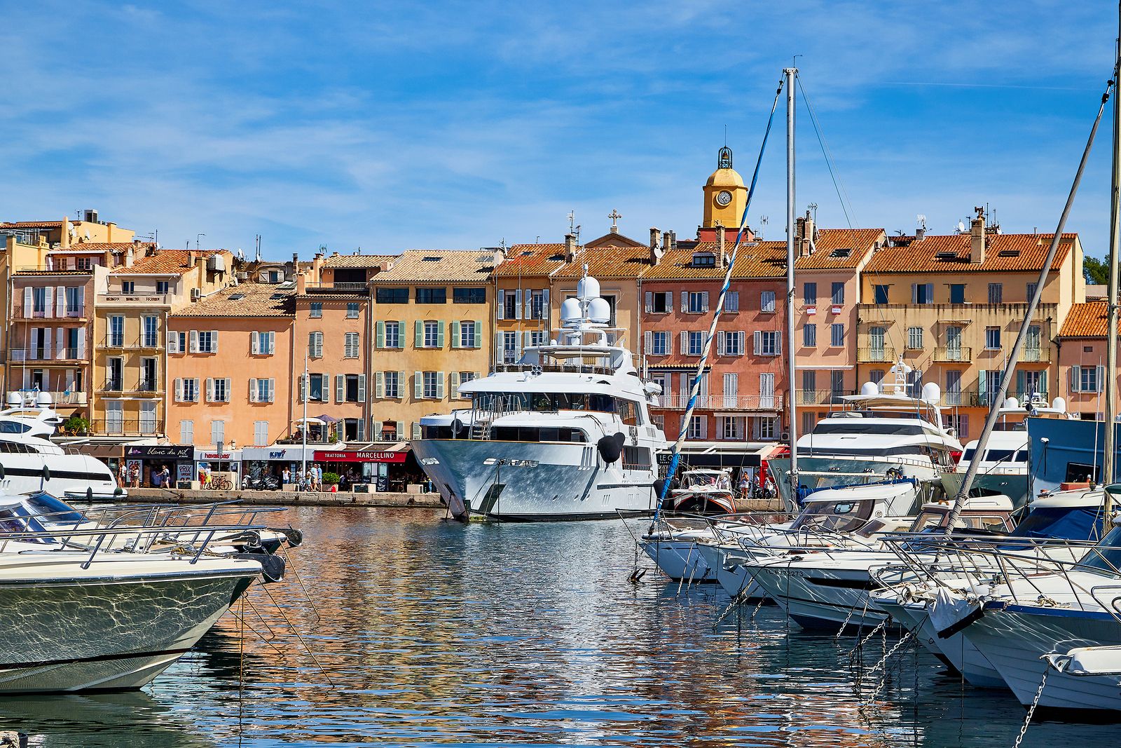 Saint-Tropez, el encanto de la Costa Azul que atrajo a estrellas del celuloide e intelectuales