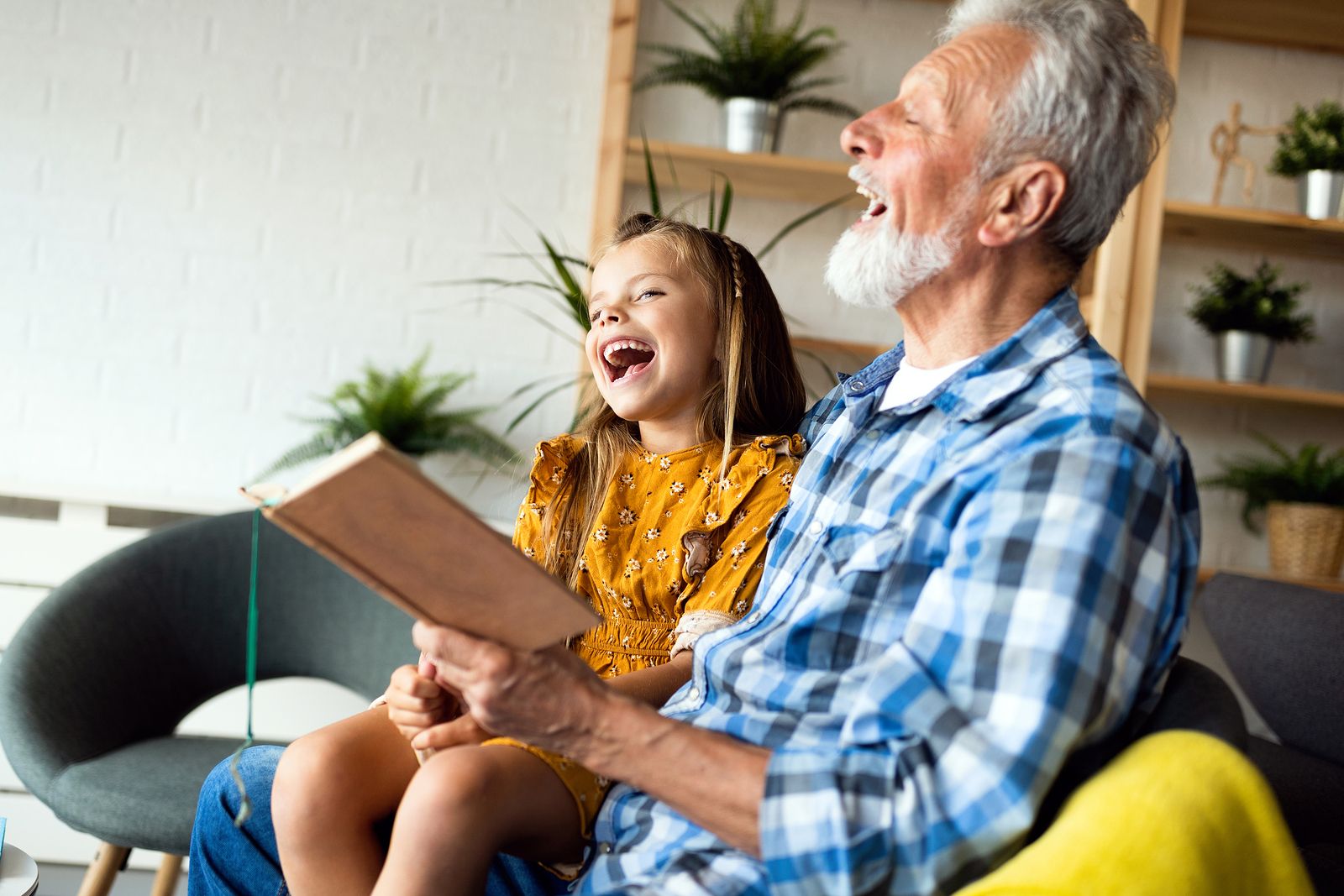 Cuentos y libros infantiles para regalar a tus nietos estas Navidades