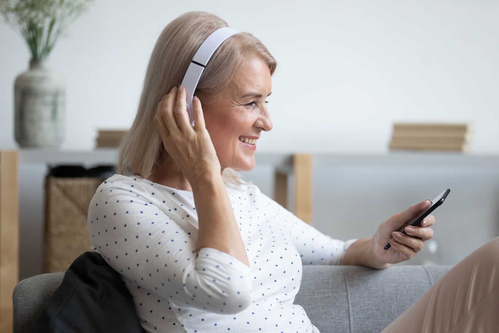 Auriculares y otras opciones para hablar por teléfono