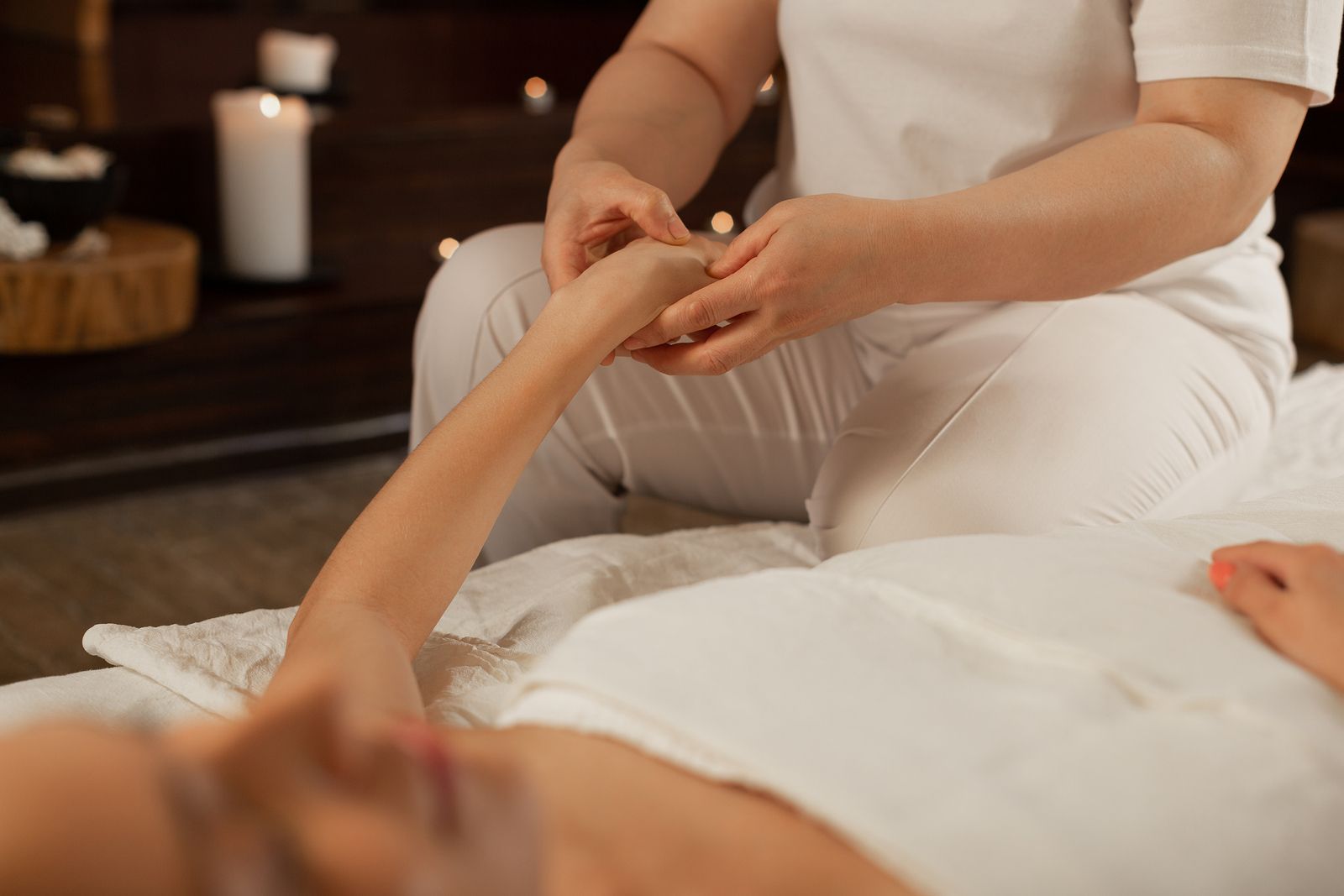 ¿En qué consiste el masaje tuina y cómo ayuda a los mayores?