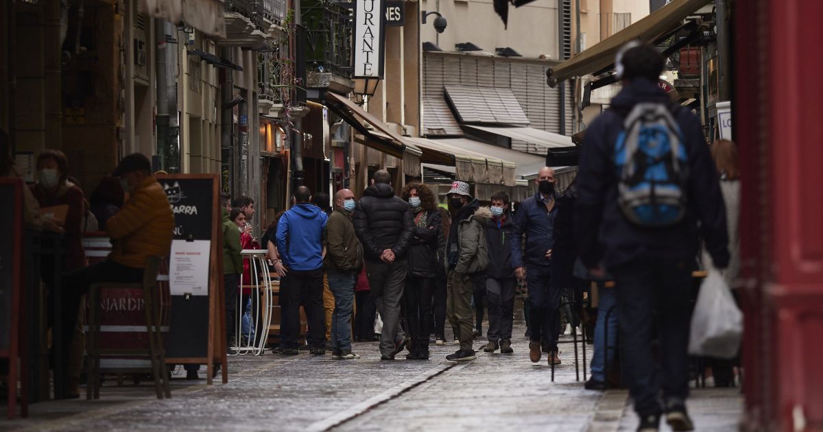 La sexta ola de Covid no llega todavía, pero lo hará