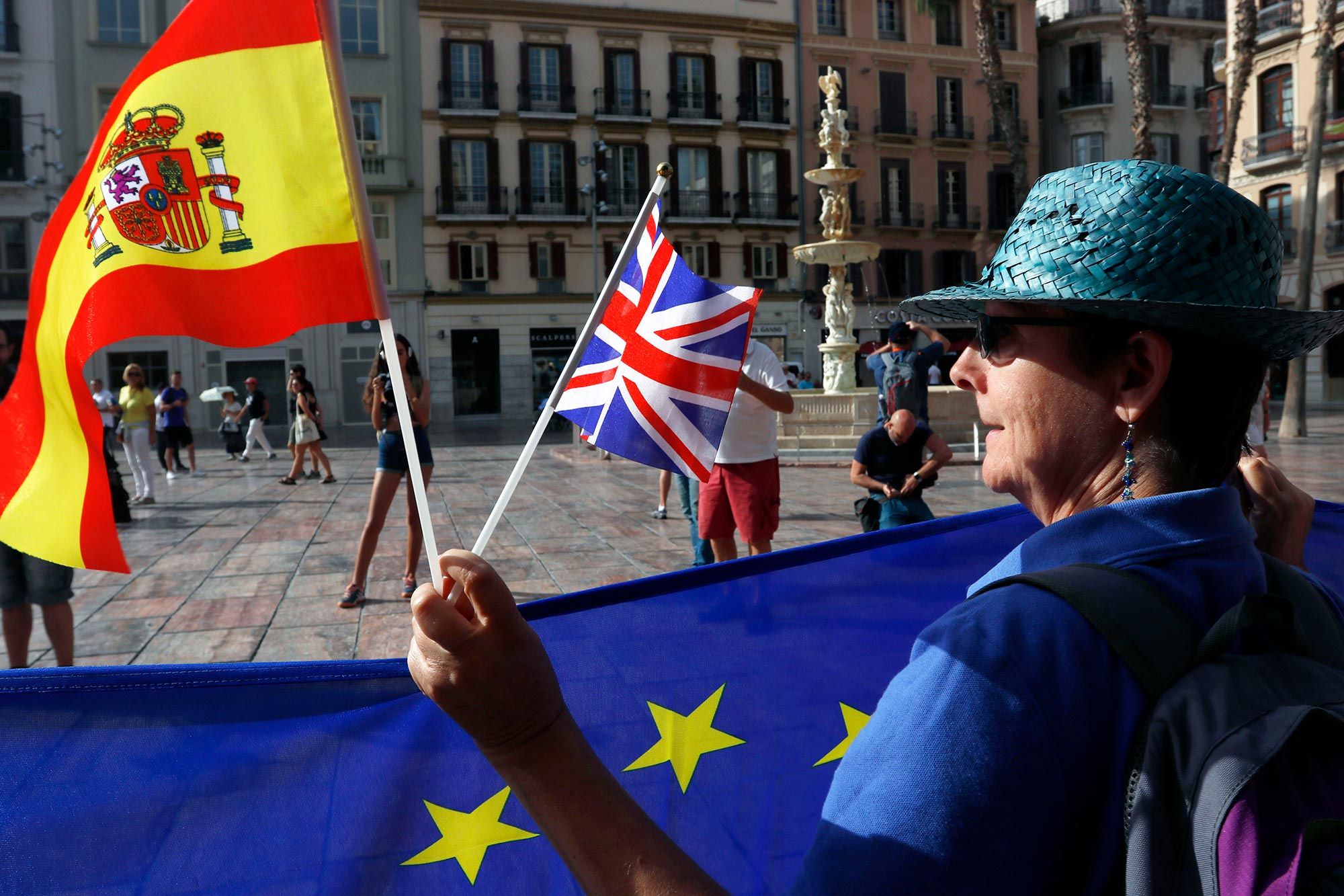 Brexit: Los 70.000 pensionistas británicos en España, pendientes de Johnson