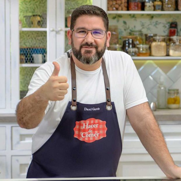 Dani García en su nuevo programa 'Hacer de comer' (RTVE)