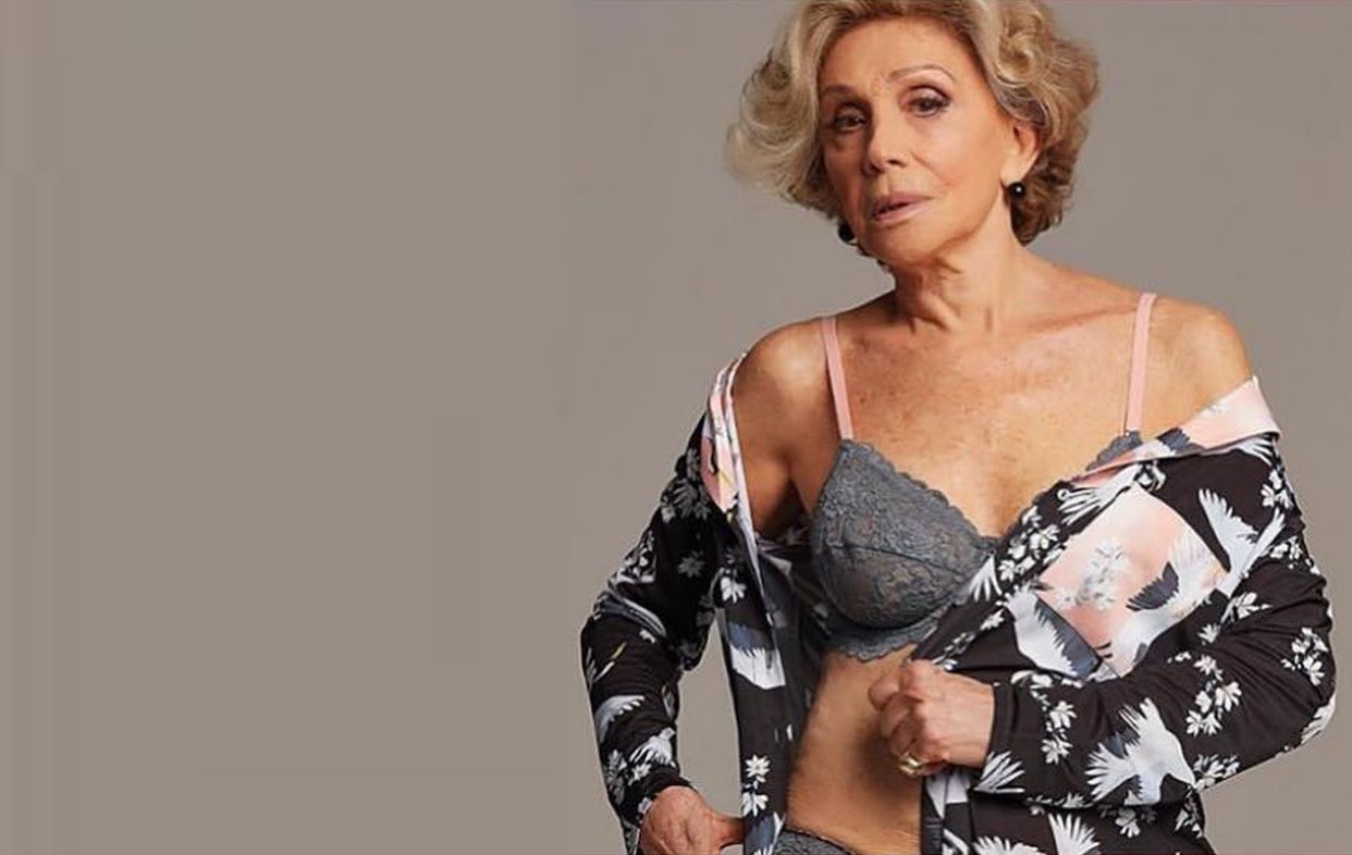 Helena Schargel, una octogenaria diseñadora de lencería y modelo de sus diseños busca dar visibilidad a las mayores