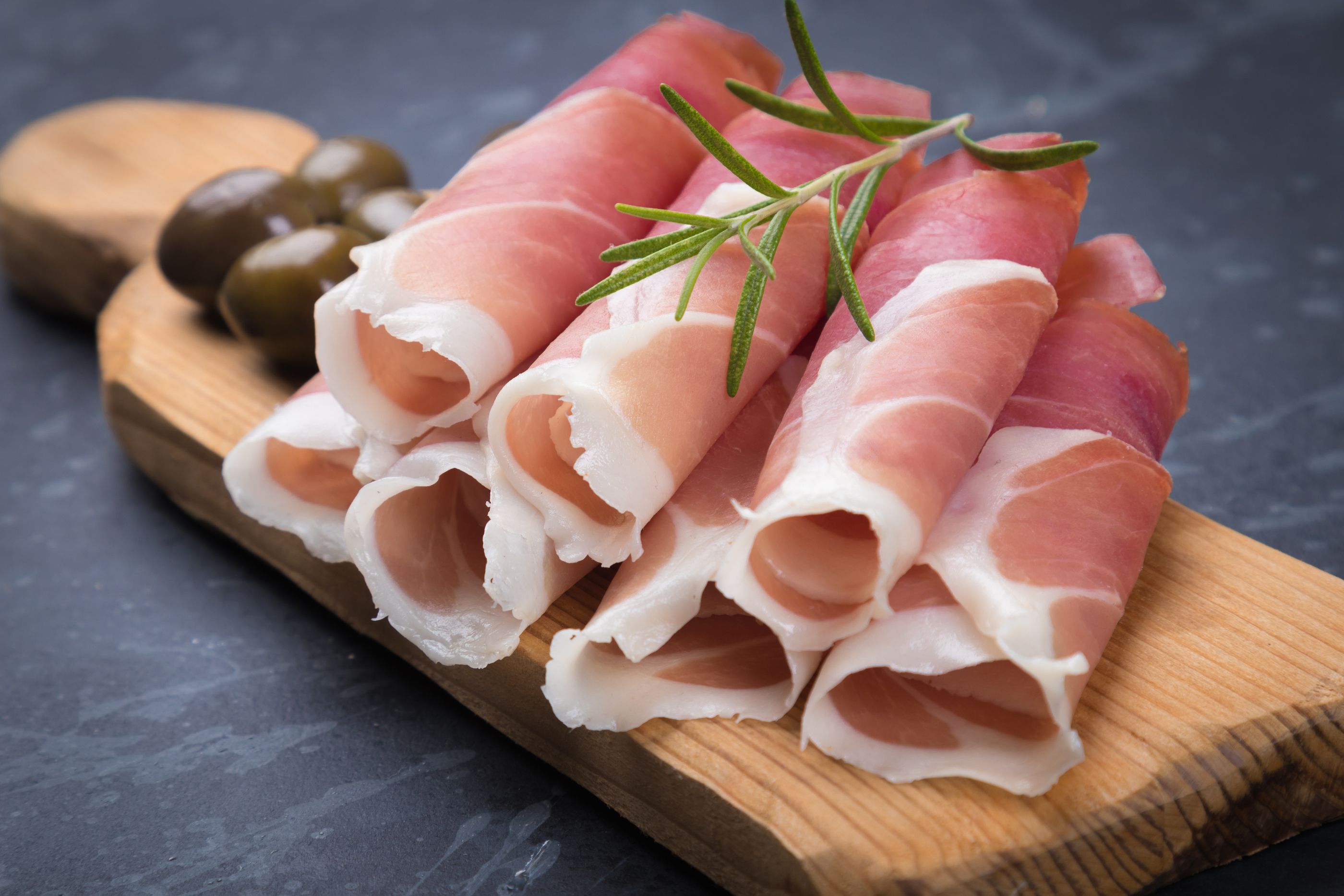 Este es el mejor jamón ibérico de supermercado, según la OCU