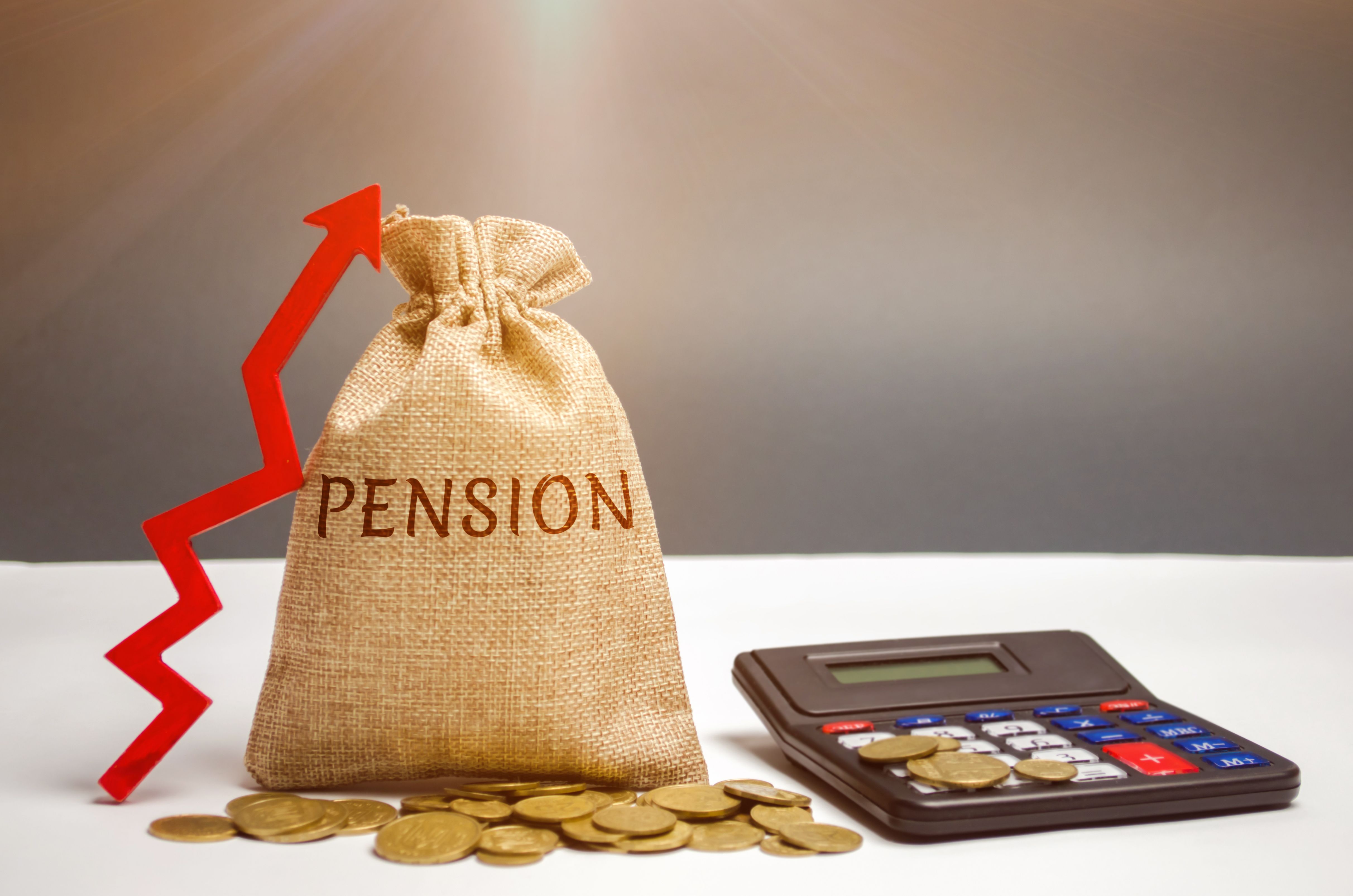 Gasto récord en pensiones, casi el 5% más que hace un año. Jugar con las pensiones