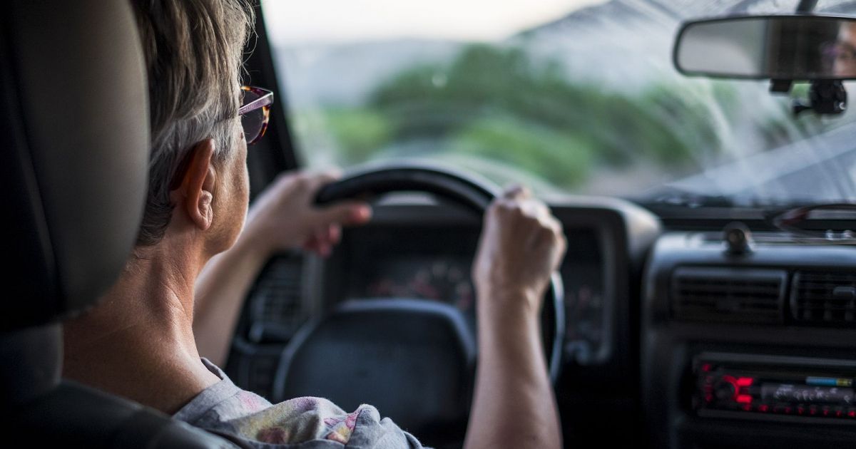 Las mujeres, más riesgo de morir en un accidente de tráfico