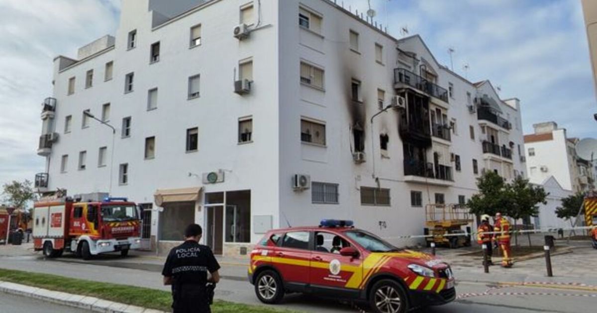 Muere una pareja de 19 y 17 años en un incendio en Sevilla