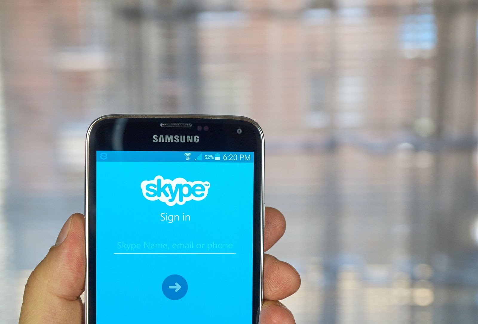 Cómo hacer llamadas y videollamadas grupales vía Skype; funciones que debes conocer