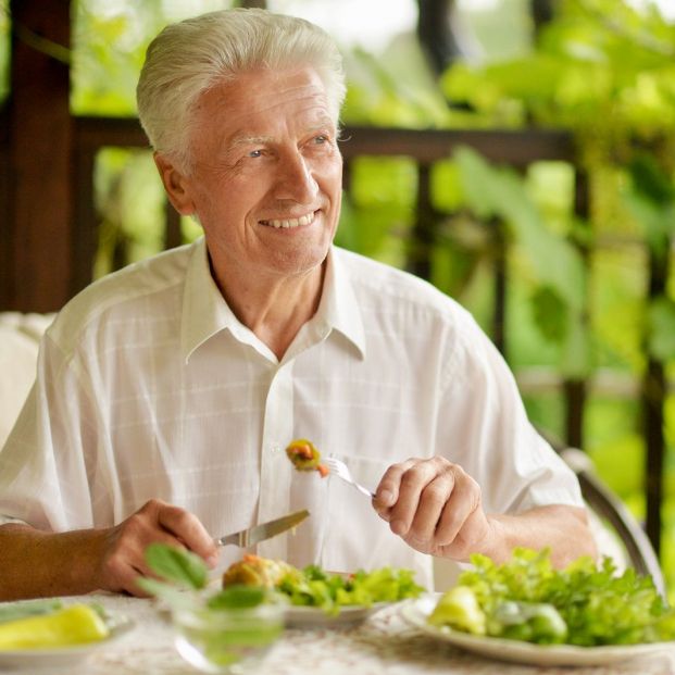 ¿Las ensaladas envasadas son recomendables para la salud de los mayores?