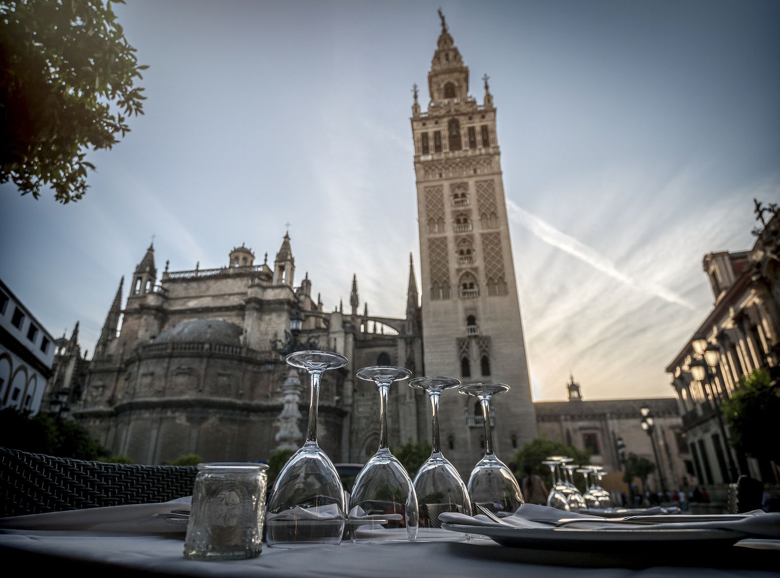 Restaurante en Sevilla (BigStock)