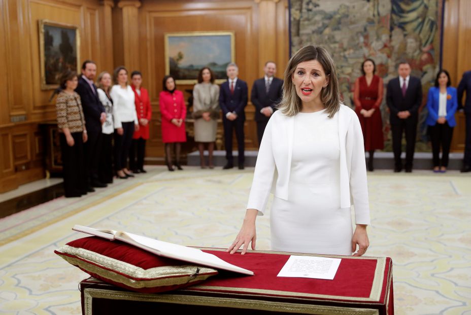 Yolanda Díaz promete su cargo ante el Rey Felipe VI Yolanda Díaz promete su cargo ante el Rey Felipe VI