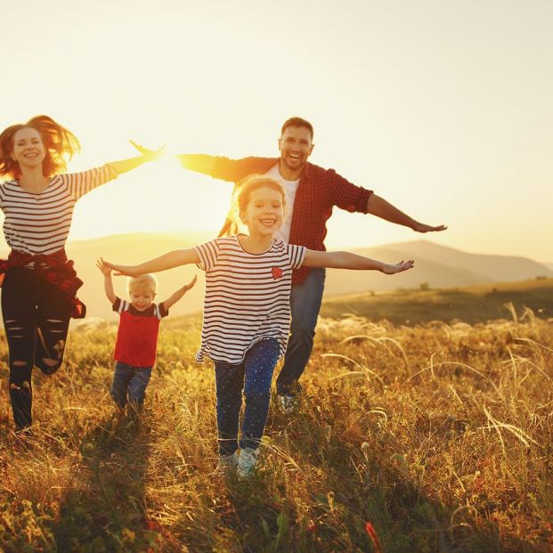 Disfrutar en familia nos hace más optimistas (bigstock)