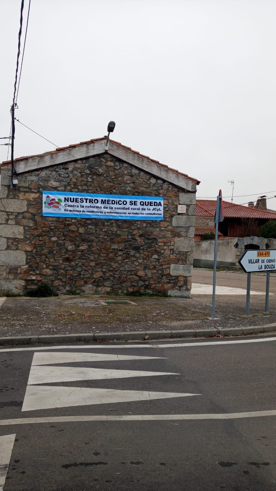 Un pueblo de Salamanca en pie de guerra porque les quitan el médico