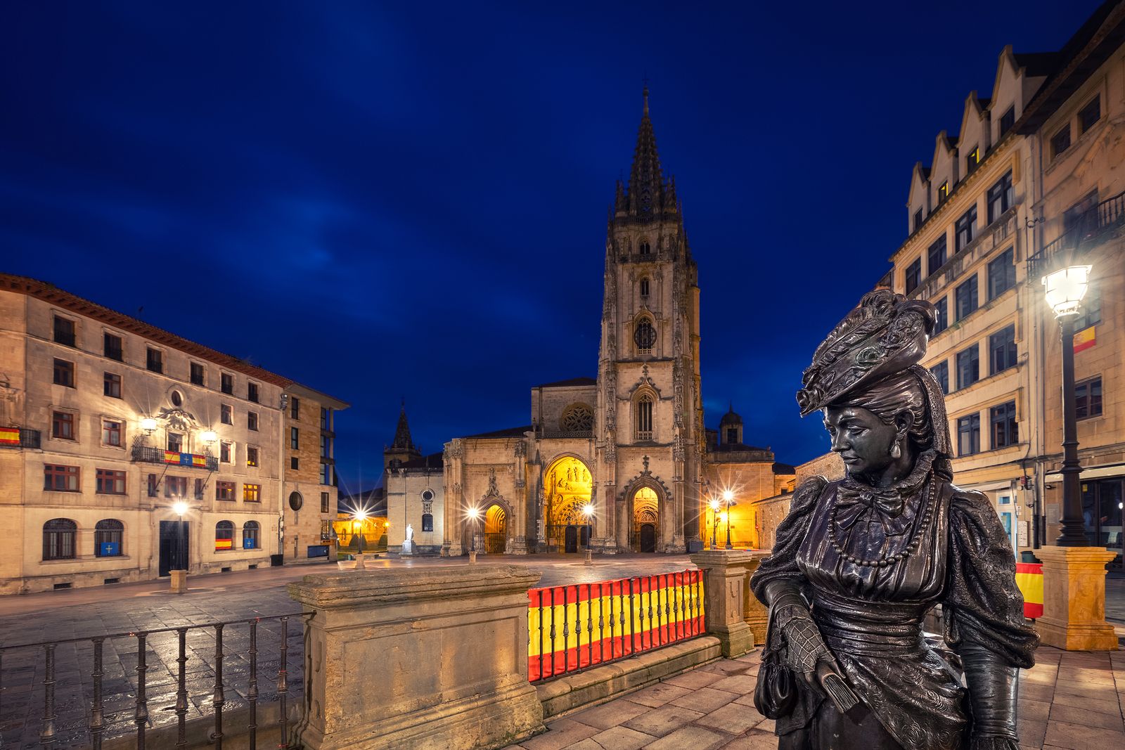 Catedral de Oviedo y la Regenta