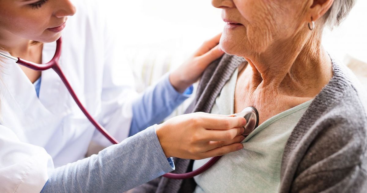 Señales de alerta de infarto en mujeres