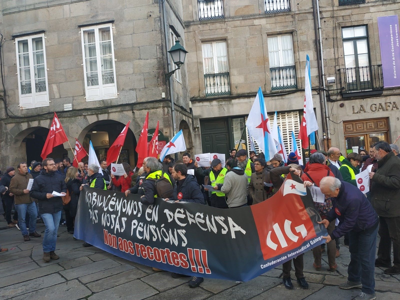 Cientos de pensionistas gallegos salen a la calle por una jubilación digna