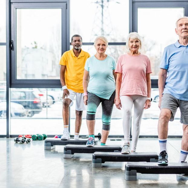  Gimnasia aeróbica (bigstock)