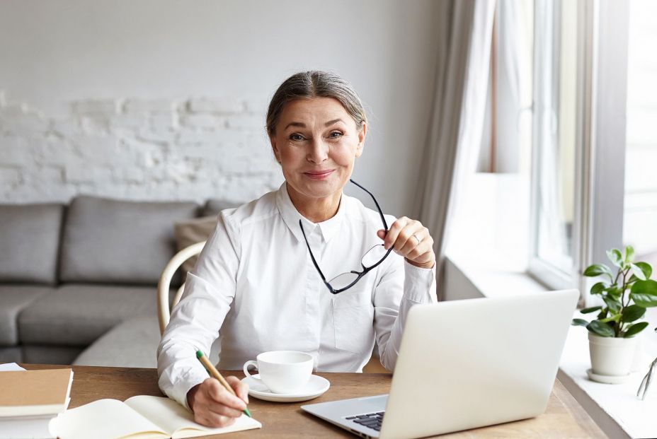 1 de Mayo: Recetas de los expertos contra el edadismo laboral