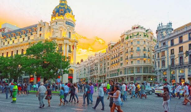 Las 100 mejores ciudades del mundo para descubrir a pie en 2026