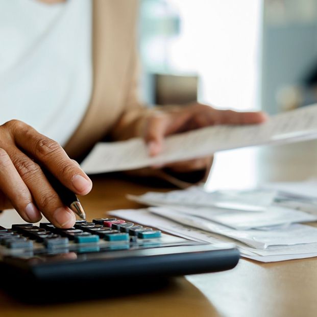 Reunificación de deudas: qué es y cuándo puede ayudarte a ordenar tus finanzas. Foto: Bigstock.