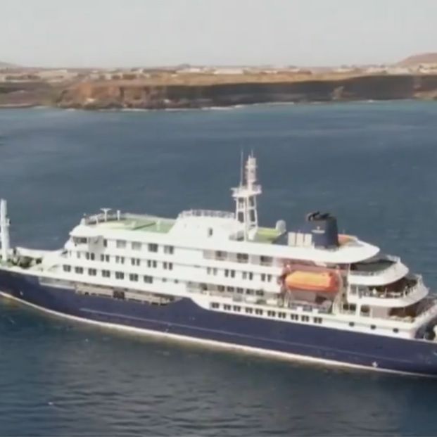 Alerta sanitaria en el Atlántico: 14 españoles, en el crucero con un posible brote de hantavirus