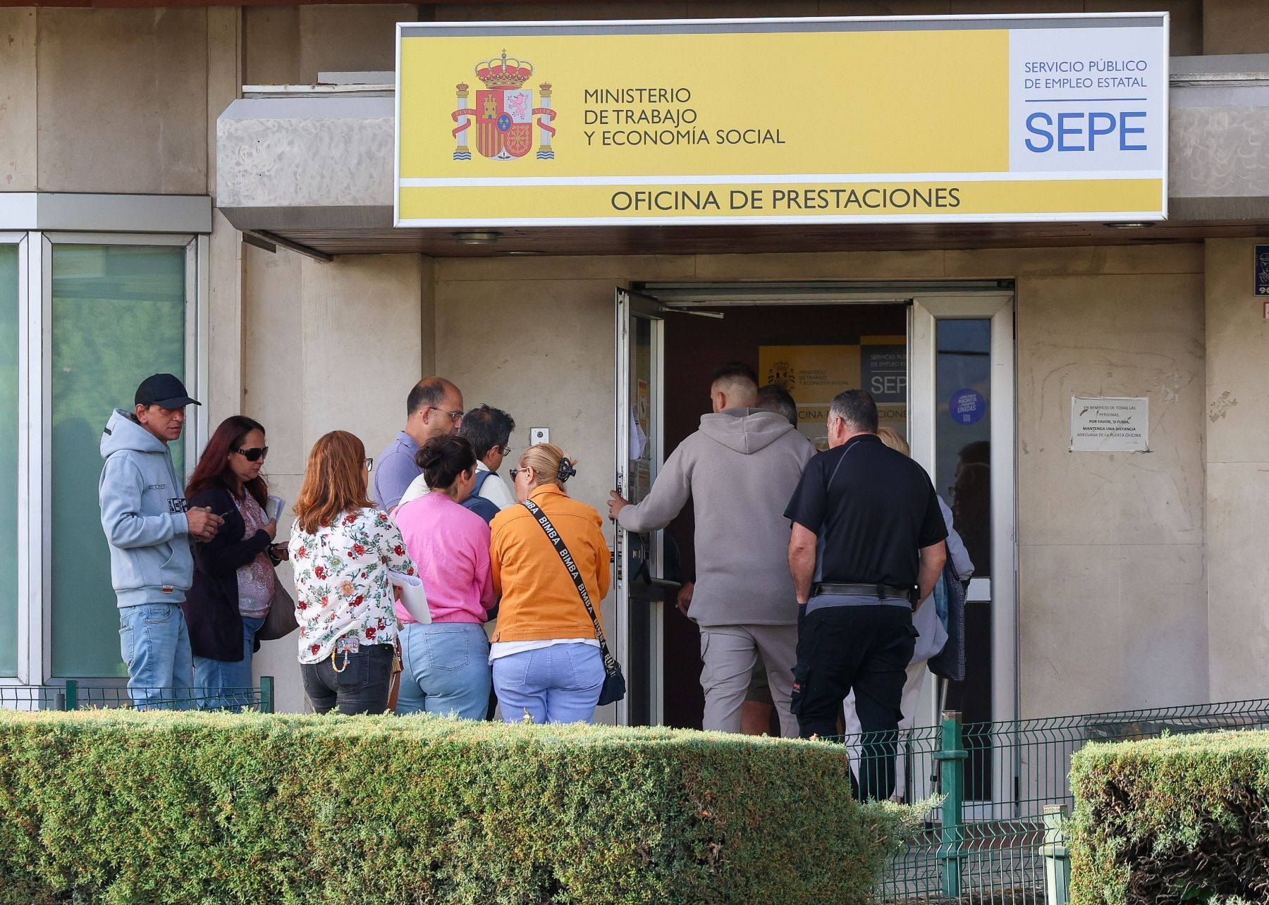Paro de larga duración: una losa que atrapa a casi la mitad de desempleados mayores de 45 años Paro de larga duración: una losa que atrapa a casi la mitad de desempleados mayores de 45 años
