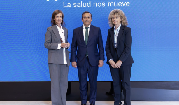 Cofares recibe a Carmen Fúnez y Elvira Velasco, representantes de Sanidad del Partido Popular