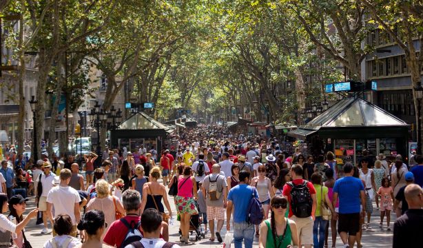 Nuevo récord de población en España: 49.687.120 habitantes