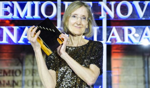 Marta Platel ganadora del Premio de Novela Fernando Lara 2026 por 'El baile de las criadas'