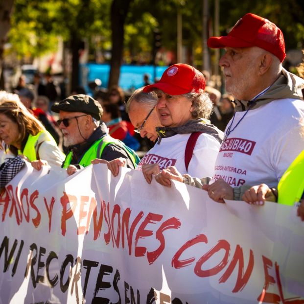 Asjubi40 endurece su lucha: logra más de 5.000 firmas en 2 días contra los recorte de pensión