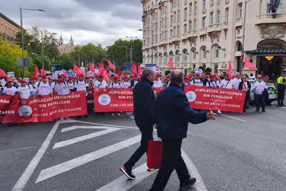 Asjubi40 irá a la manifestación pensionista del 24 de octubre: "Es hora de acabar con los recortes" Asjubi40 irá a la manifestación pensionista del 24 de octubre: "Es hora de acabar con los recortes"