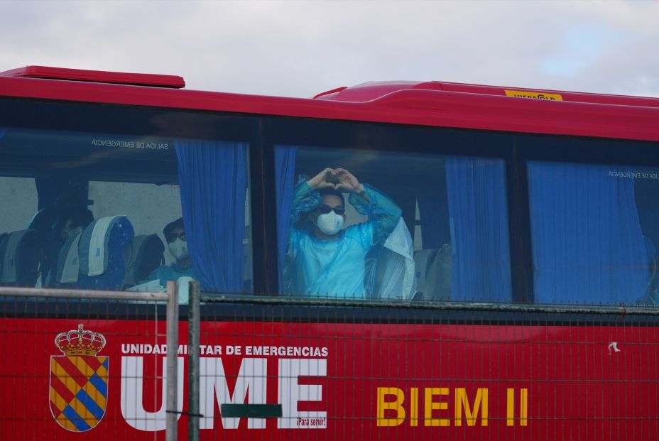 El español que ha dado positivo en hantavirus ya presenta síntomas de la enfermedad