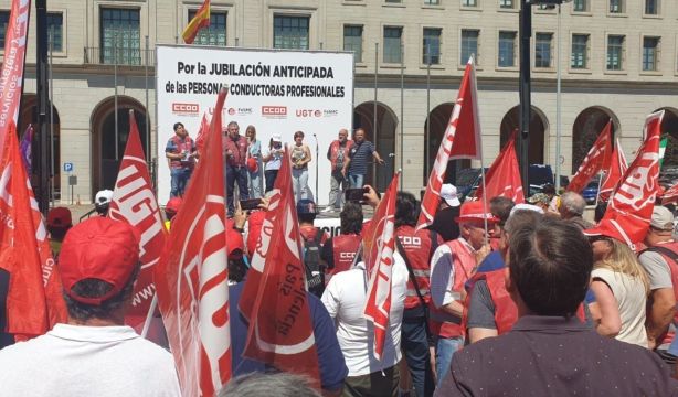 Los transportistas amenazan con una huelga indefinida en junio por la jubilación anticipada
