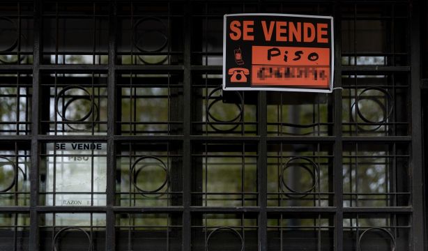 Los españoles deben ahorrar un 9% más que el año anterior para poder comprar una vivienda / Fuente: EuropaPress