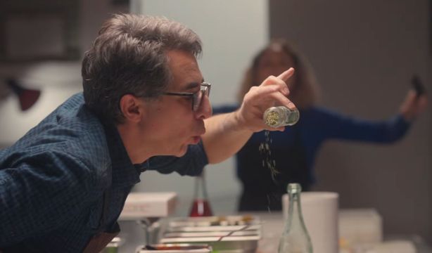 El cine español lidera la cartelera con 'Pizza Movies', una comedia generacional, y 'Un hijo' (Trailer 'Pizza Movies')