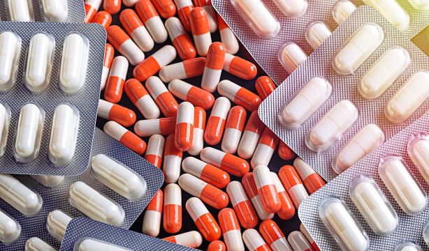 Crean una herramienta que identifica el riesgo del uso de medicamentos para la conducción / Fuente: BigStock