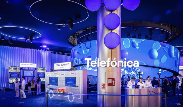 Telefónica reduce pérdidas en el primer trimestre y eleva los ingresos a 8.127 millones de euros