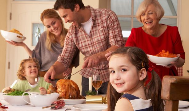 Comer con los nietos hace que los mayores se alimentan mejor