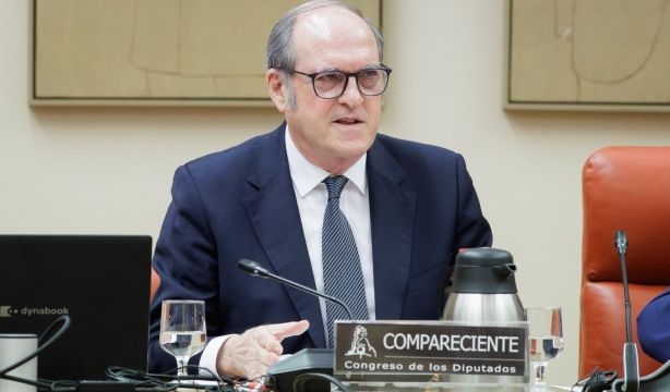 El Defensor del Pueblo recuerda en el Congreso el problema de las devoluciones de IRPF a mutualistas