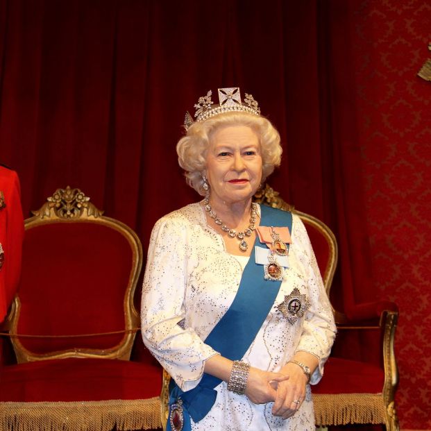 Isabel II cumple 68 años como monarca de Reino Unido