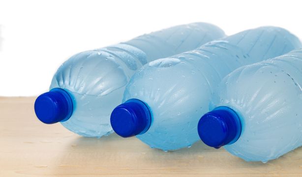 El truco de la botella que usan los alemanes para sustituir al aire acondicionado